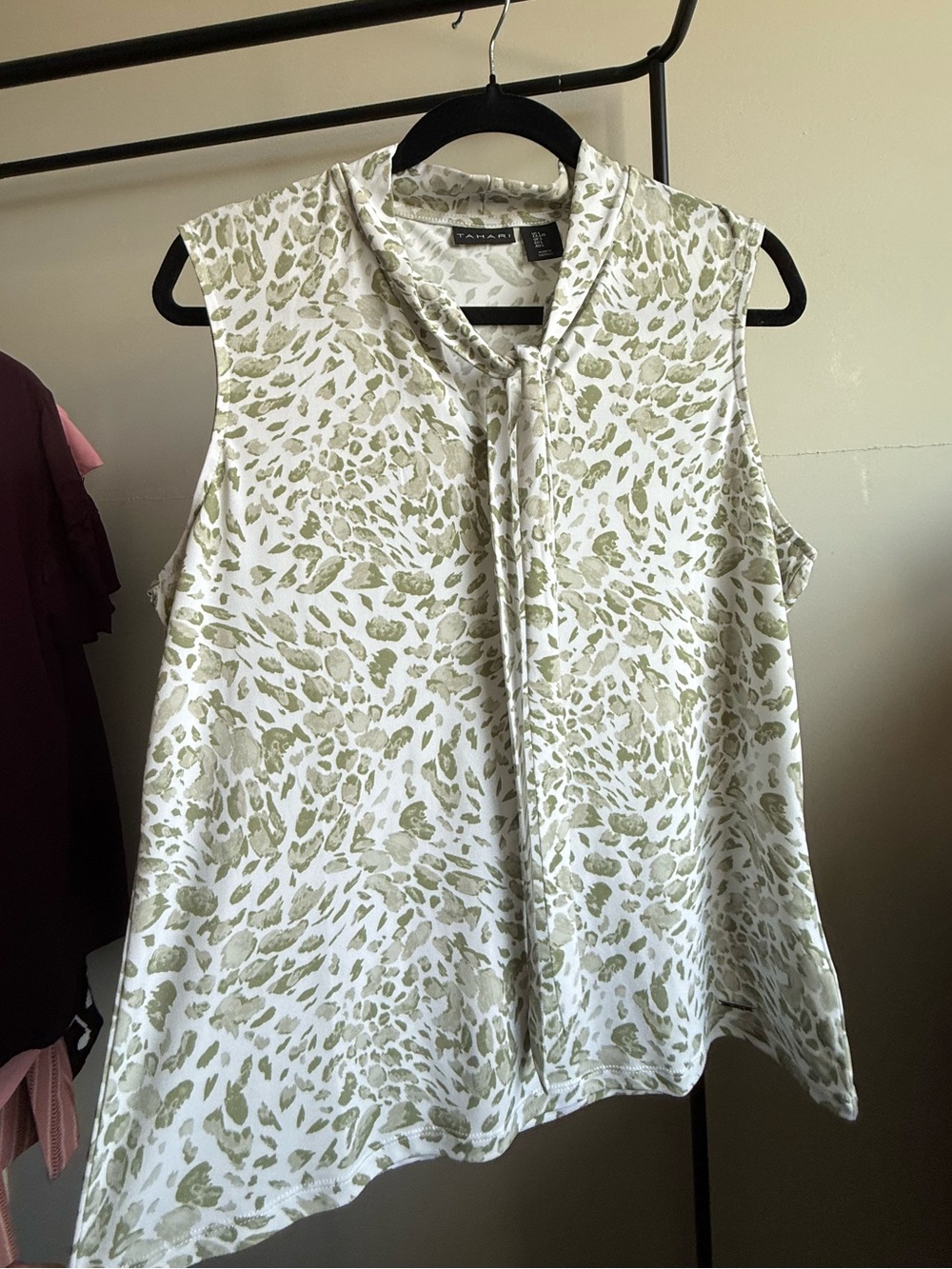 Sleeveless Tie-Neck Printed Top in Sage Green